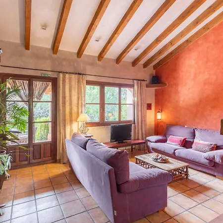 Country house Dalt La Figuera *
